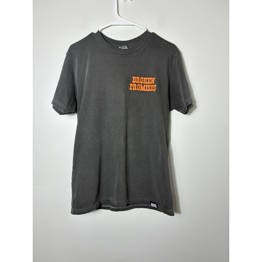broken promises Short Sleeve Graphic T-shirt Sz Small Grey Cotton Retro